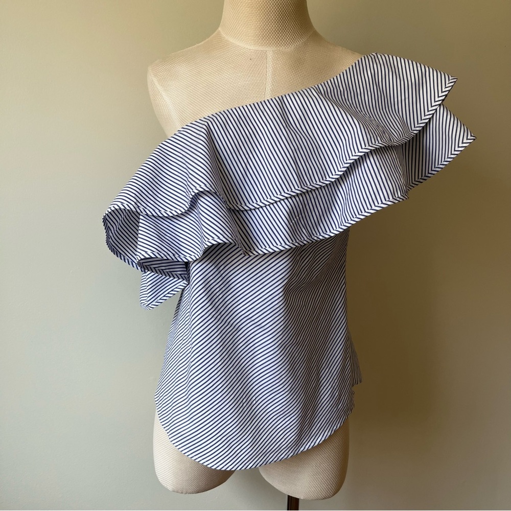 White House Black Market Ruffle Off The Shoulder Top 8P - Picture 2 of 9